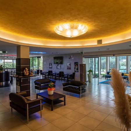 Hotel Insteia Polla Extérieur photo