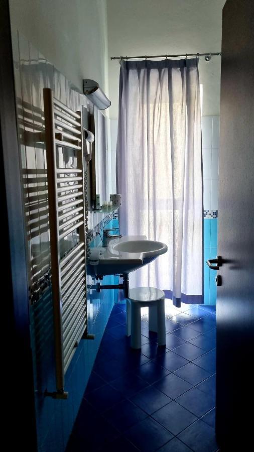 Hotel Insteia Polla Extérieur photo