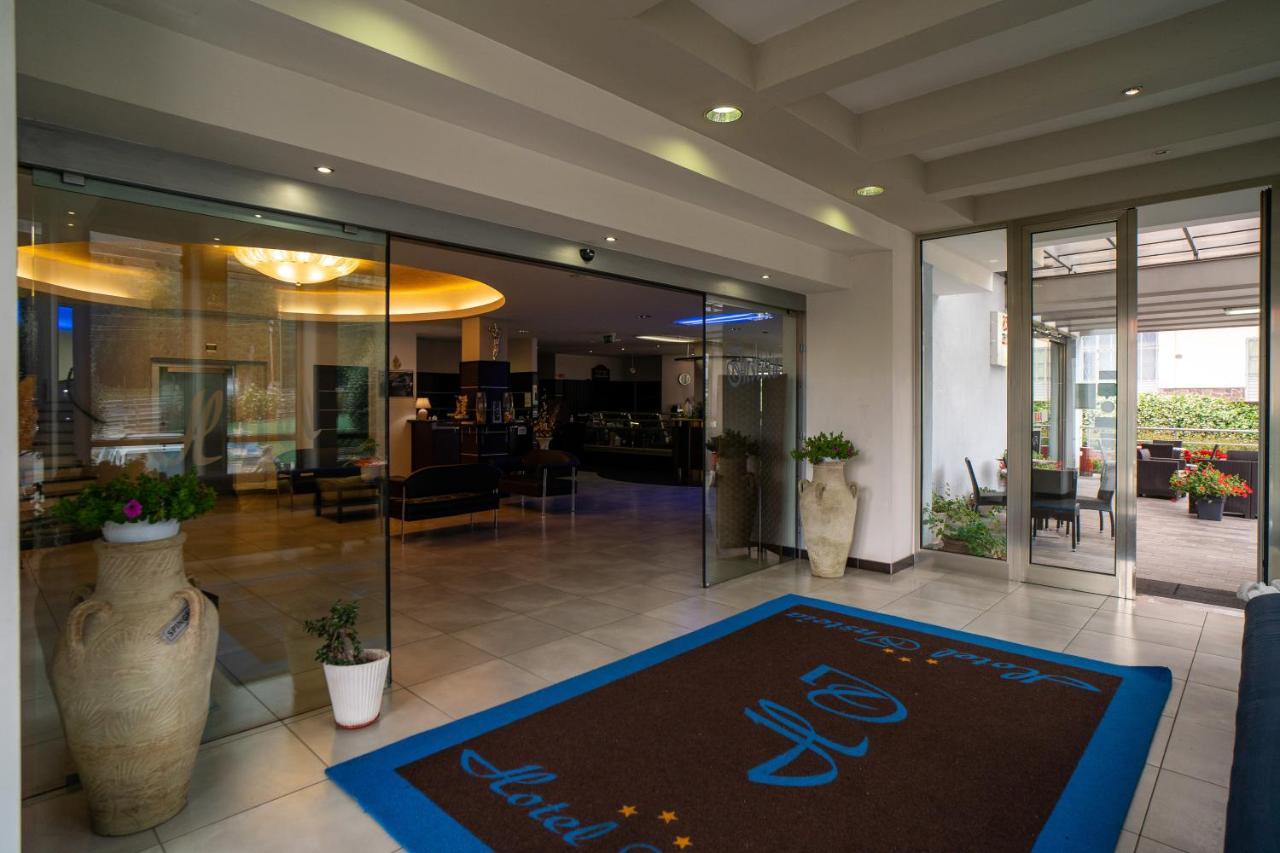 Hotel Insteia Polla Extérieur photo