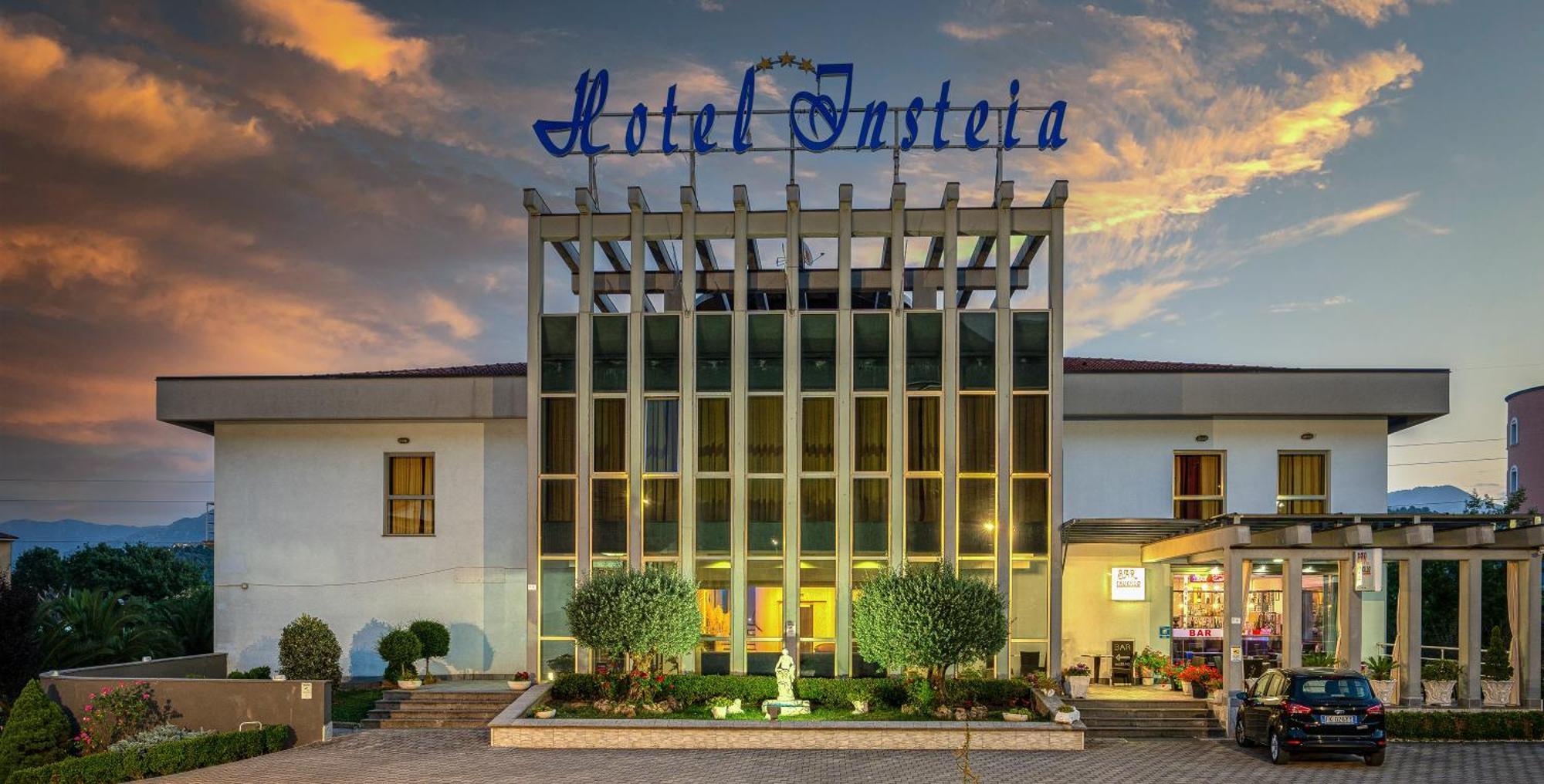Hotel Insteia Polla Extérieur photo