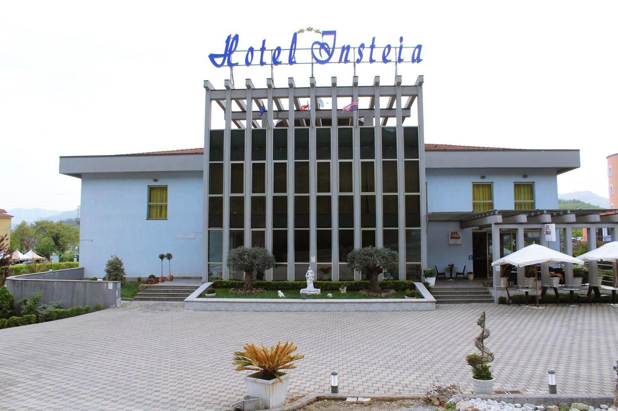 Hotel Insteia Polla Extérieur photo